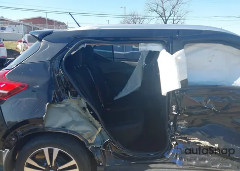 2018 Nissan Kicks Sr from USA, damaged, VIN 3N1CP5CU0JL520534